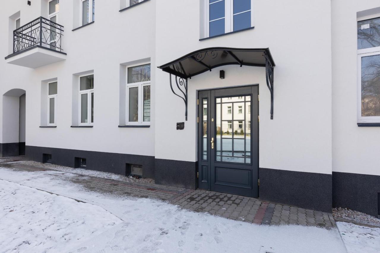 Warsaw Pruszkow Park View Comfortable Apartments By Noclegi Renters المظهر الخارجي الصورة